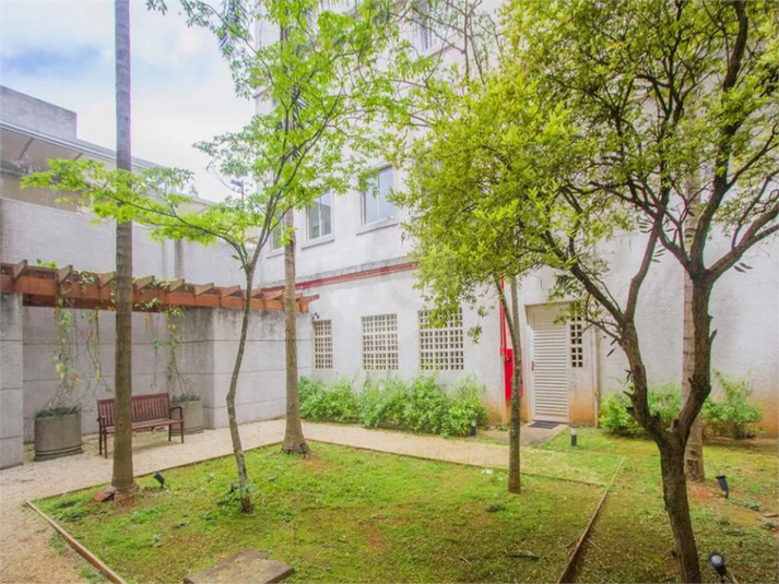 Foto REO1101356