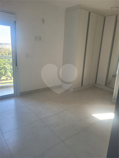 Foto REO1101376