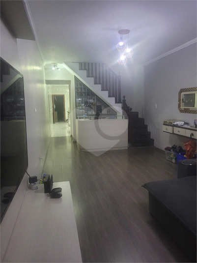 Foto REO1101420