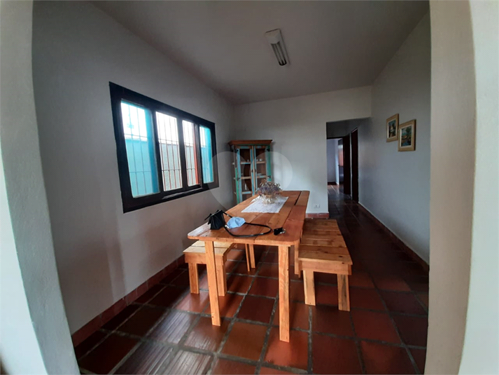 Foto REO1101434
