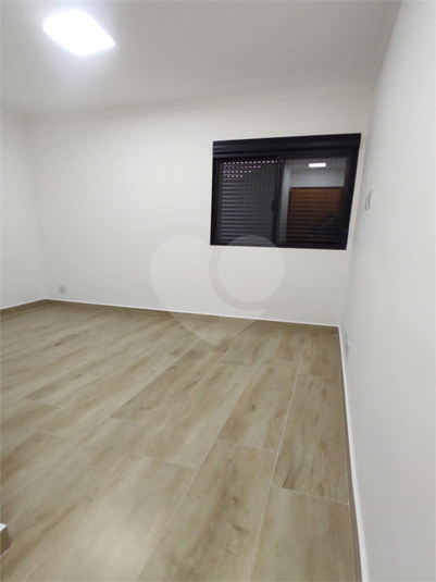 Foto REO1101457