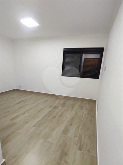 Foto REO1101457