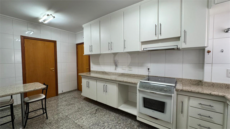 Foto REO1101463
