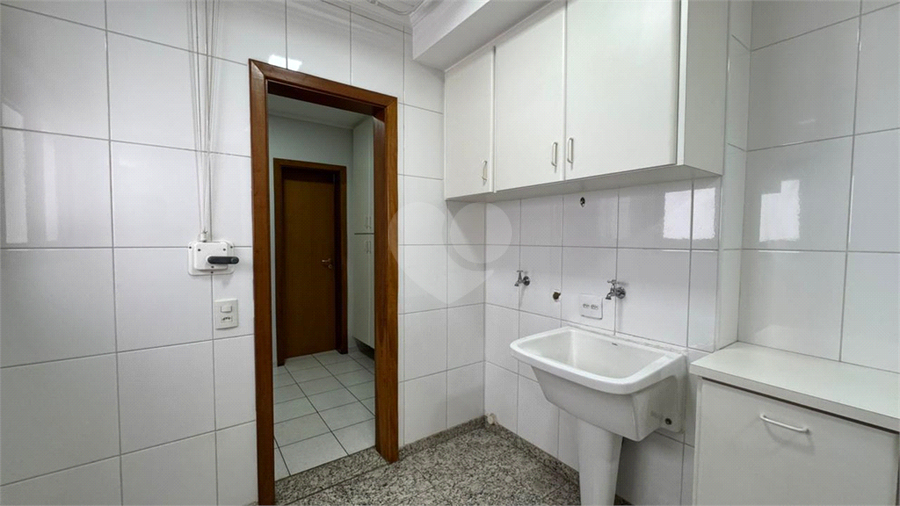 Foto REO1101463
