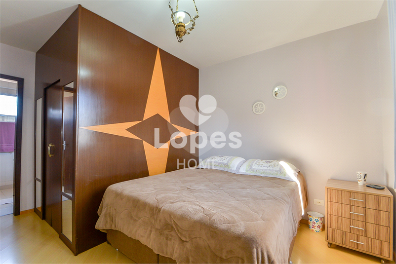 Foto REO1101472