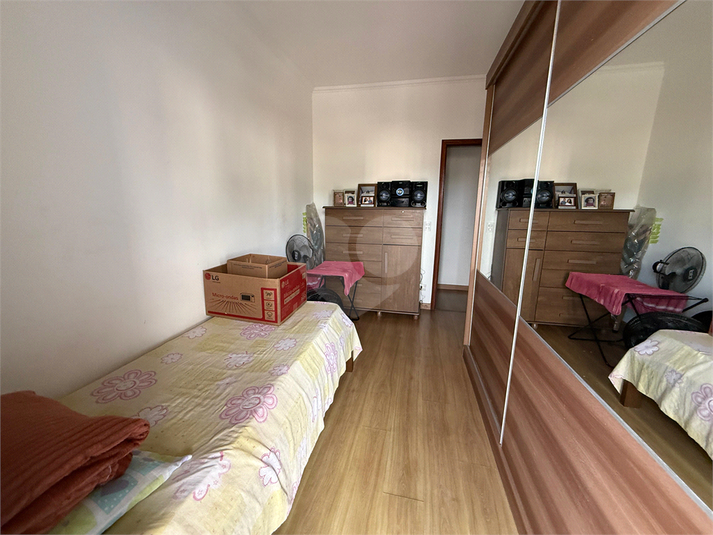 Foto REO1101478