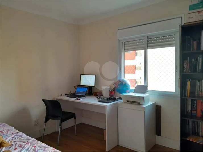 Foto REO1101496