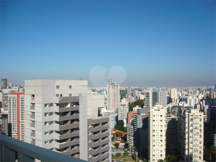 Foto REO1101531