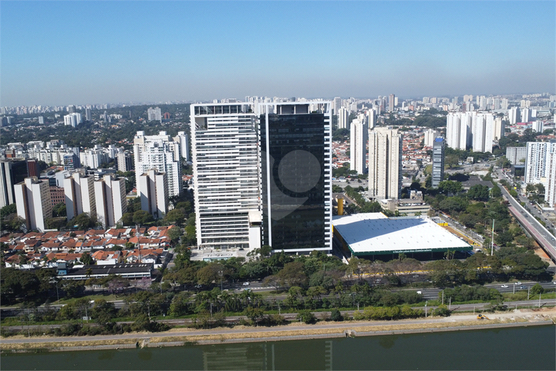 Foto REO1101539