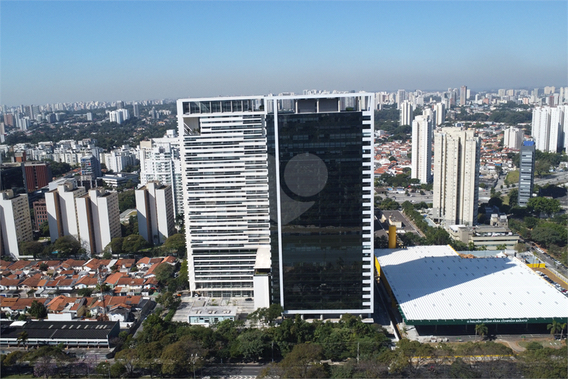 Foto REO1101539