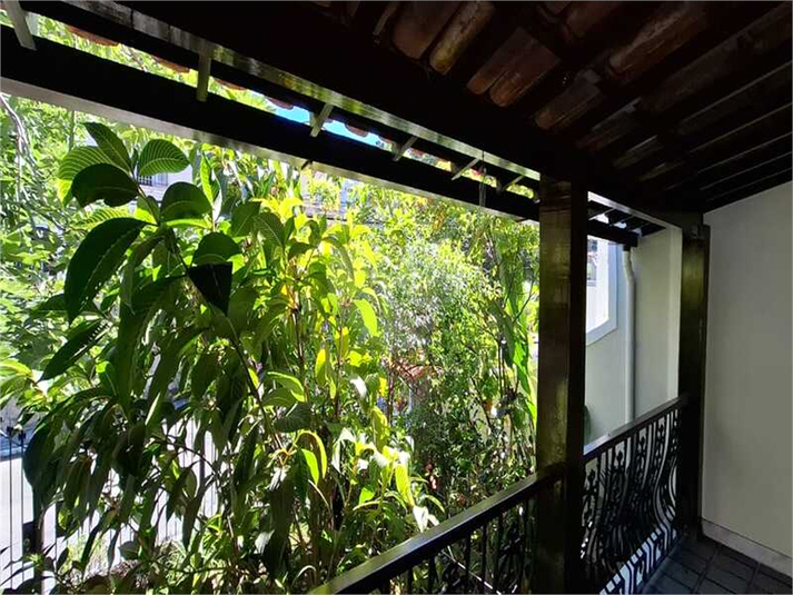 Foto REO1101573