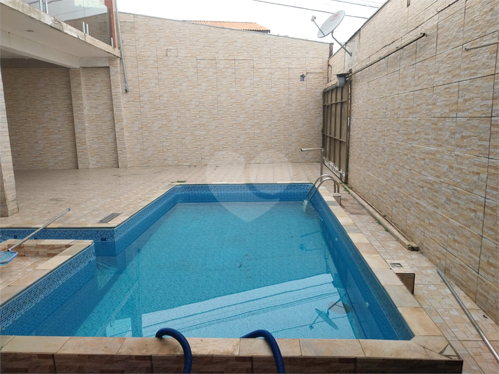 Foto REO1101574