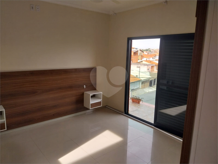 Foto REO1101574