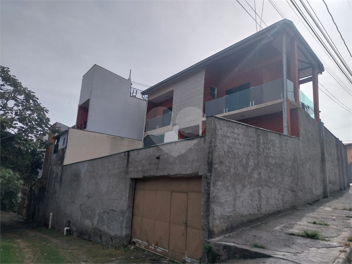 Foto REO1101574