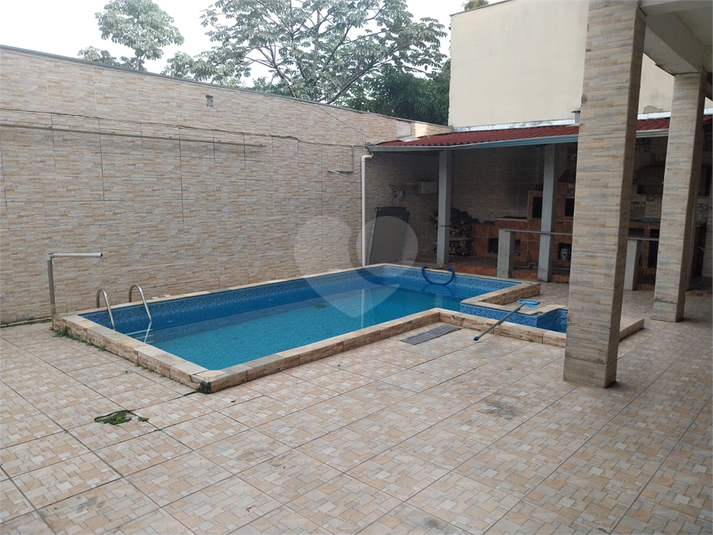 Foto REO1101574