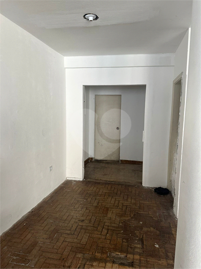 Foto REO1101618