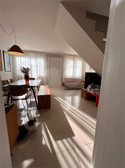 Foto REO1101620