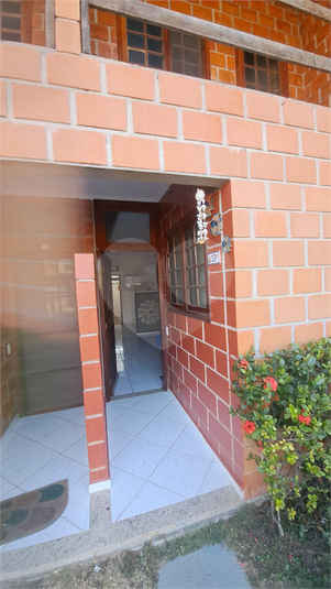 Foto REO1101689