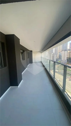 Foto REO1101741