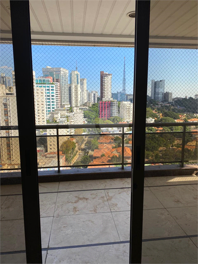 Foto REO1101747