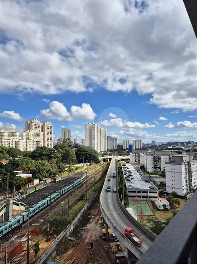 Foto REO1101759