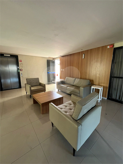 Foto REO1101762