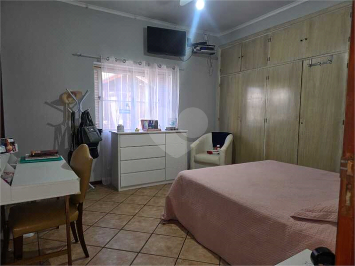Foto REO1101765