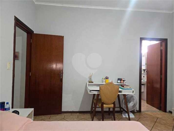 Foto REO1101765