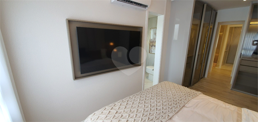 Foto REO1101767