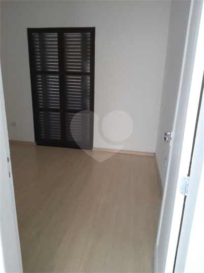 Foto REO1101773