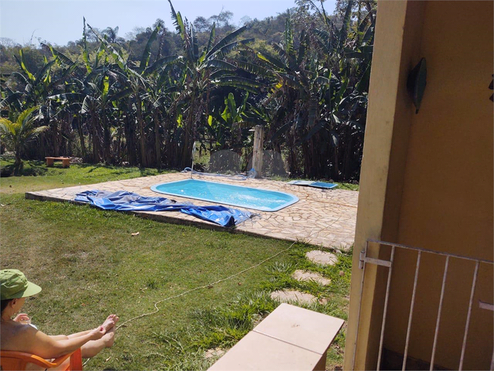 Foto REO1101776