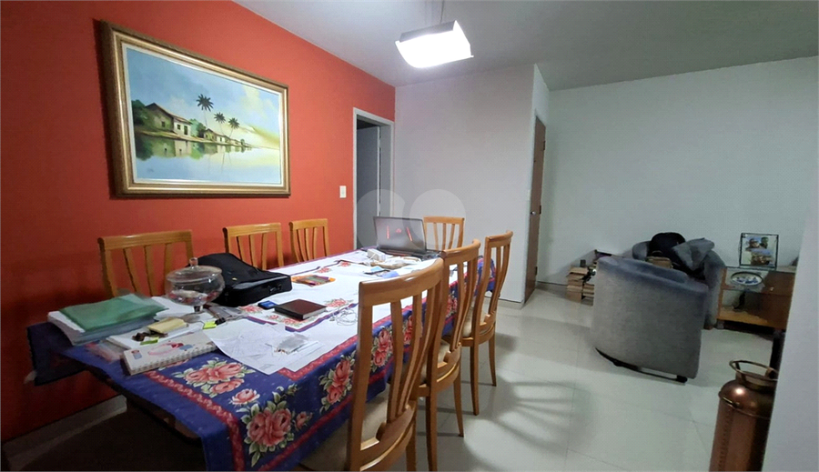 Foto REO1101802
