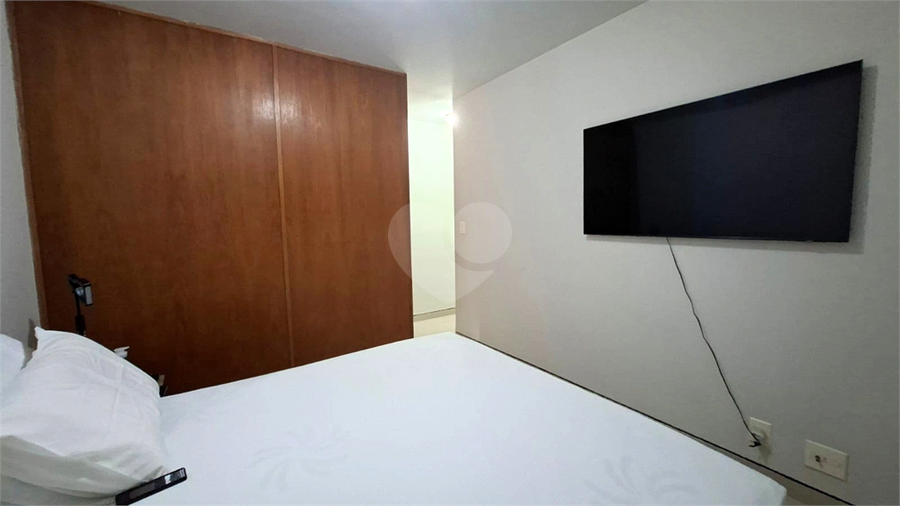 Foto REO1101802