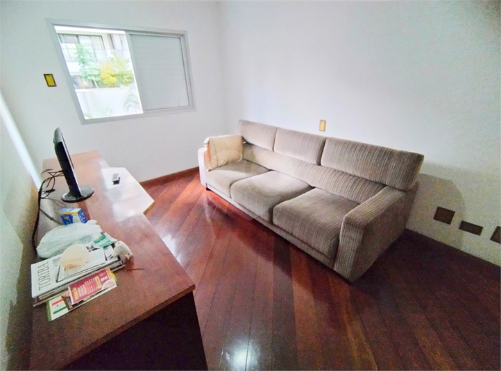 Foto REO1101851