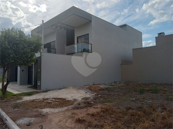 Foto REO1101868