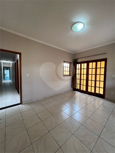 Foto REO1101890