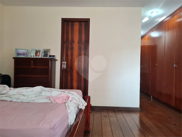 Foto REO1101921