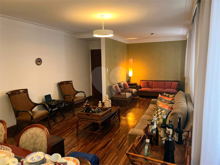 Foto REO1101939