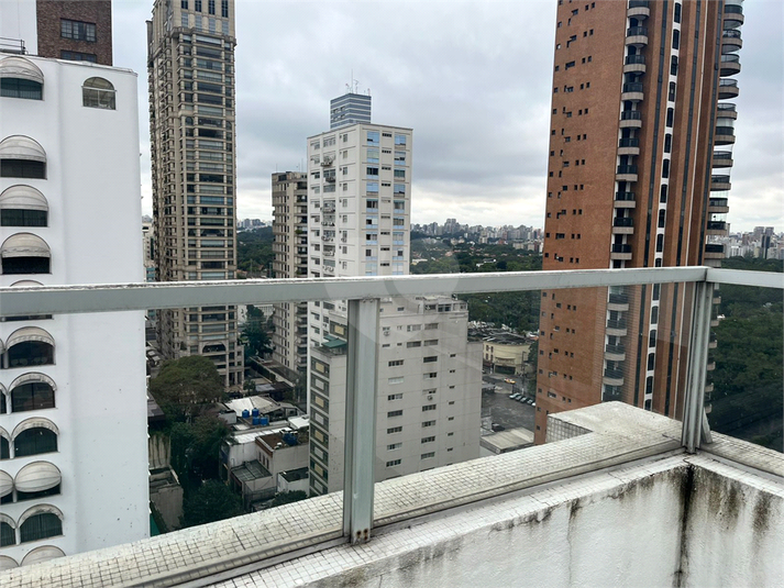 Foto REO1101939