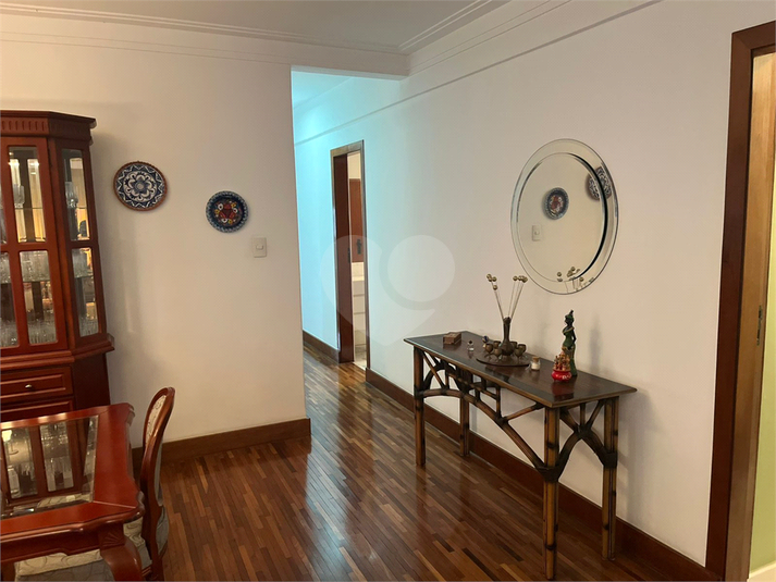 Foto REO1101939