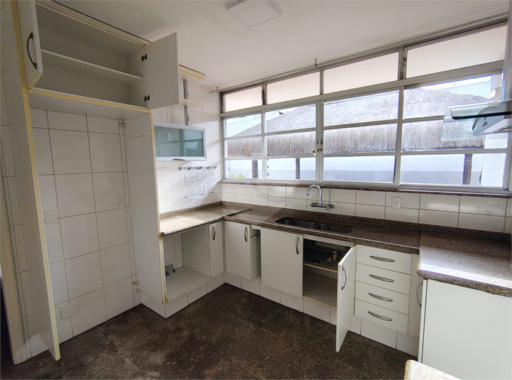 Foto REO1101957