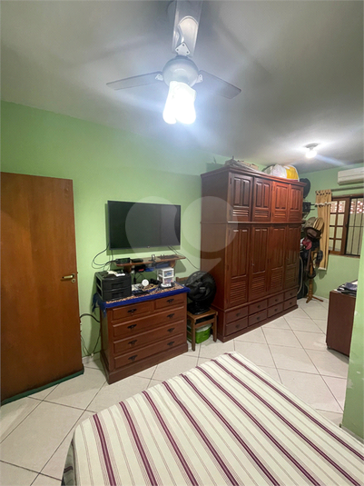 Foto REO1101975