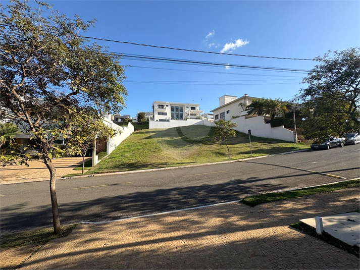 Foto REO1102043