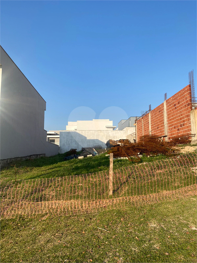 Foto REO1102058