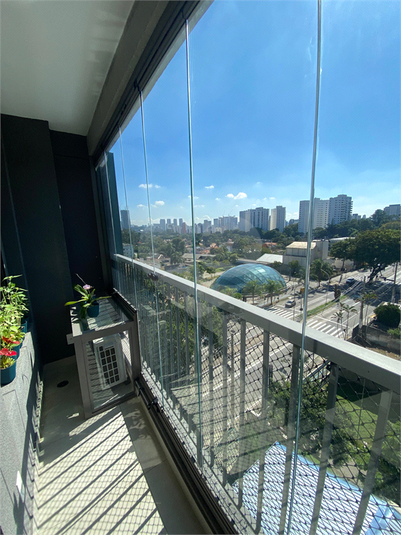 Foto REO1102064