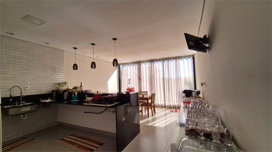 Foto REO1102071