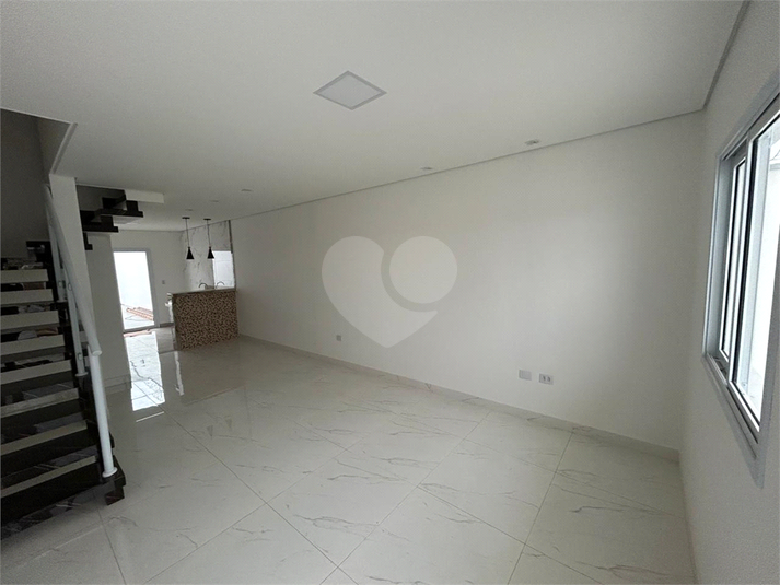 Foto REO1102077