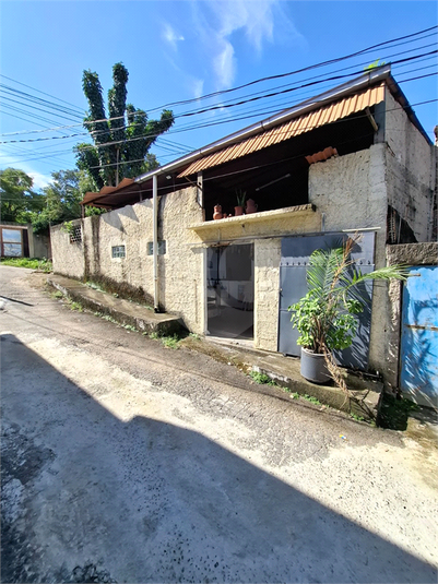Foto REO1102091