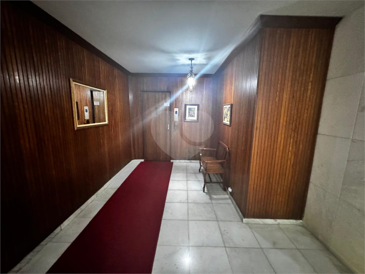 Foto REO1102098