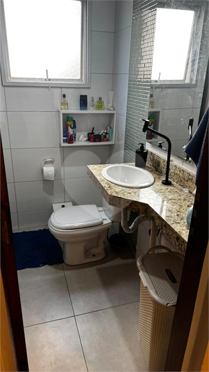 Foto REO1102150